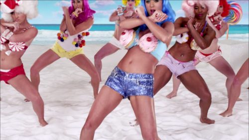 Katy-Perry-Snoop-Dog-California-Gurls 103
