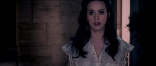 Katy-Perry-FireworkMV 009