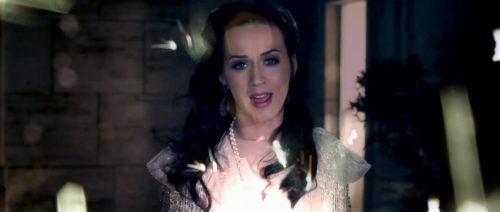 Katy-Perry-FireworkMV 025