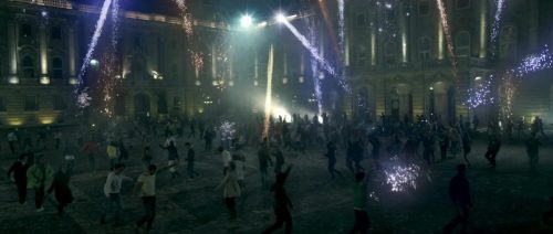 Katy-Perry-FireworkMV 043