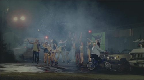 Katy-Perry-Teeanage-Dream 005