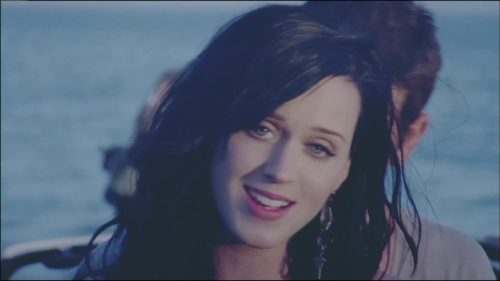 Katy-Perry-Teeanage-Dream 046