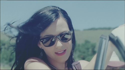 Katy-Perry-Teeanage-Dream 065