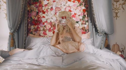 Katy-Perry-Hey-Hey-Hey 007