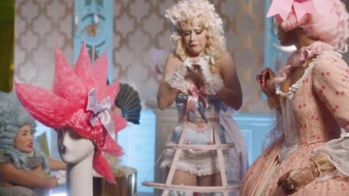 Katy-Perry-Hey-Hey-Hey 026