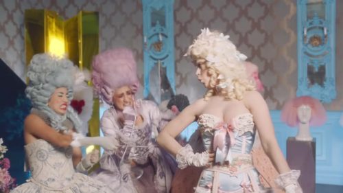 Katy-Perry-Hey-Hey-Hey 027