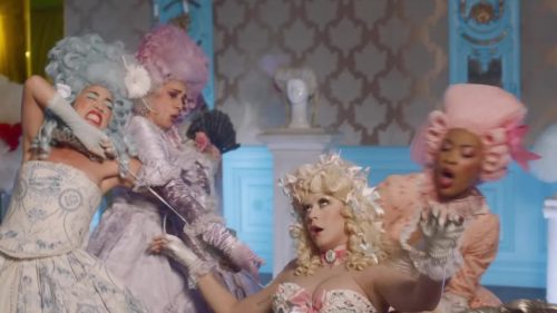 Katy-Perry-Hey-Hey-Hey 033