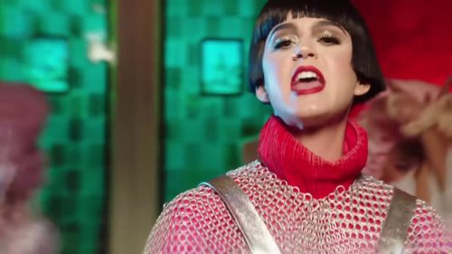 Katy-Perry-Hey-Hey-Hey 049