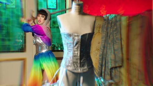 Katy-Perry-Hey-Hey-Hey 052