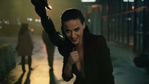 Katy-Perry-Watch-it-Burn-086