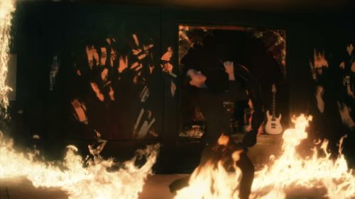 Katy-Perry-Watch-it-Burn-133