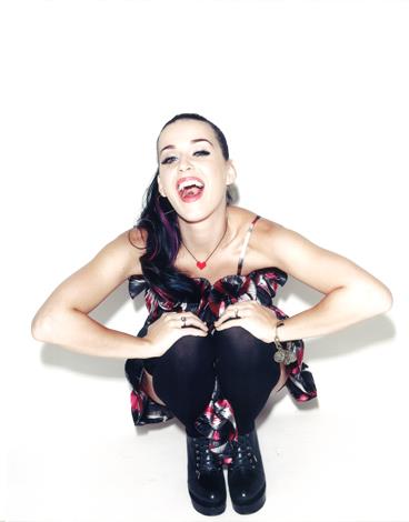 (2010) Chiaki Oshima - ELLE Girl Japan