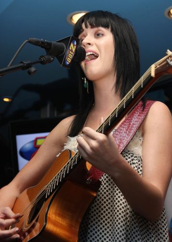 The-Z100-Lounge-At-Planet-Hollywood-018